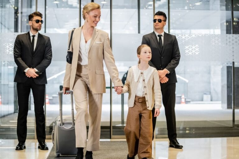 Read more about the article Ce abilități și calități sunt necesare pentru a te angaja ca gardă de corp?